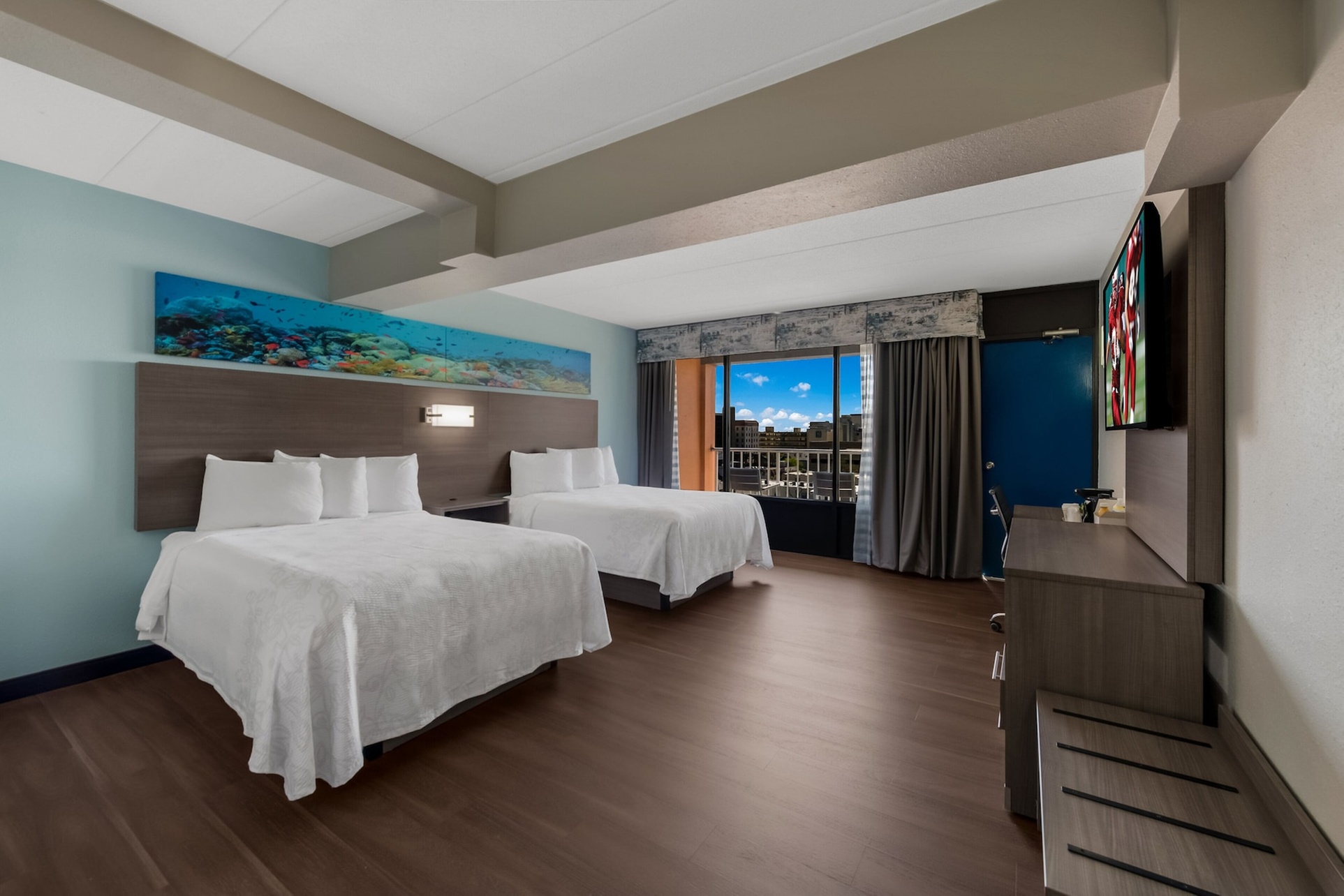 Red Roof PLUS+ & Suites Virginia Beach – Seaside