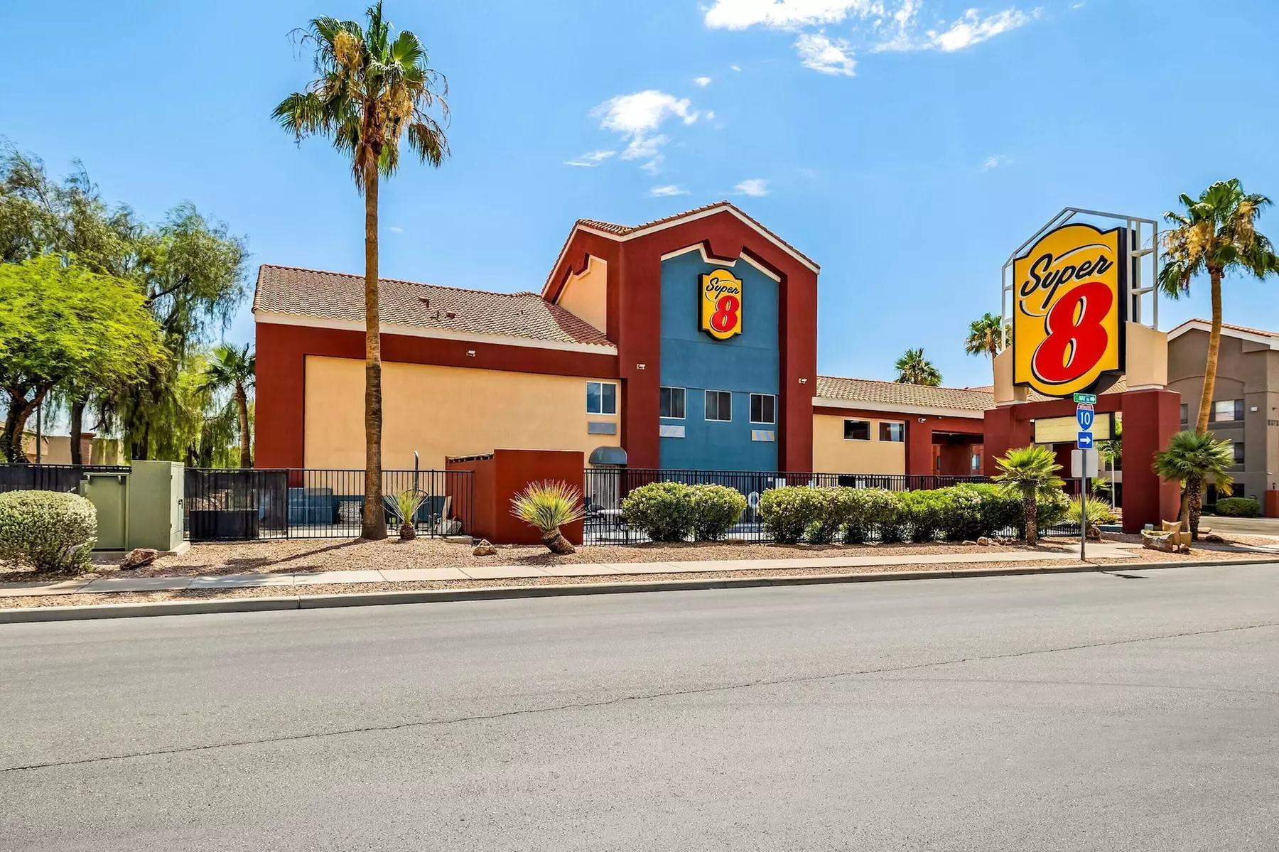 Super 8 by Wyndham Marana/Tucson Area - Primary Image