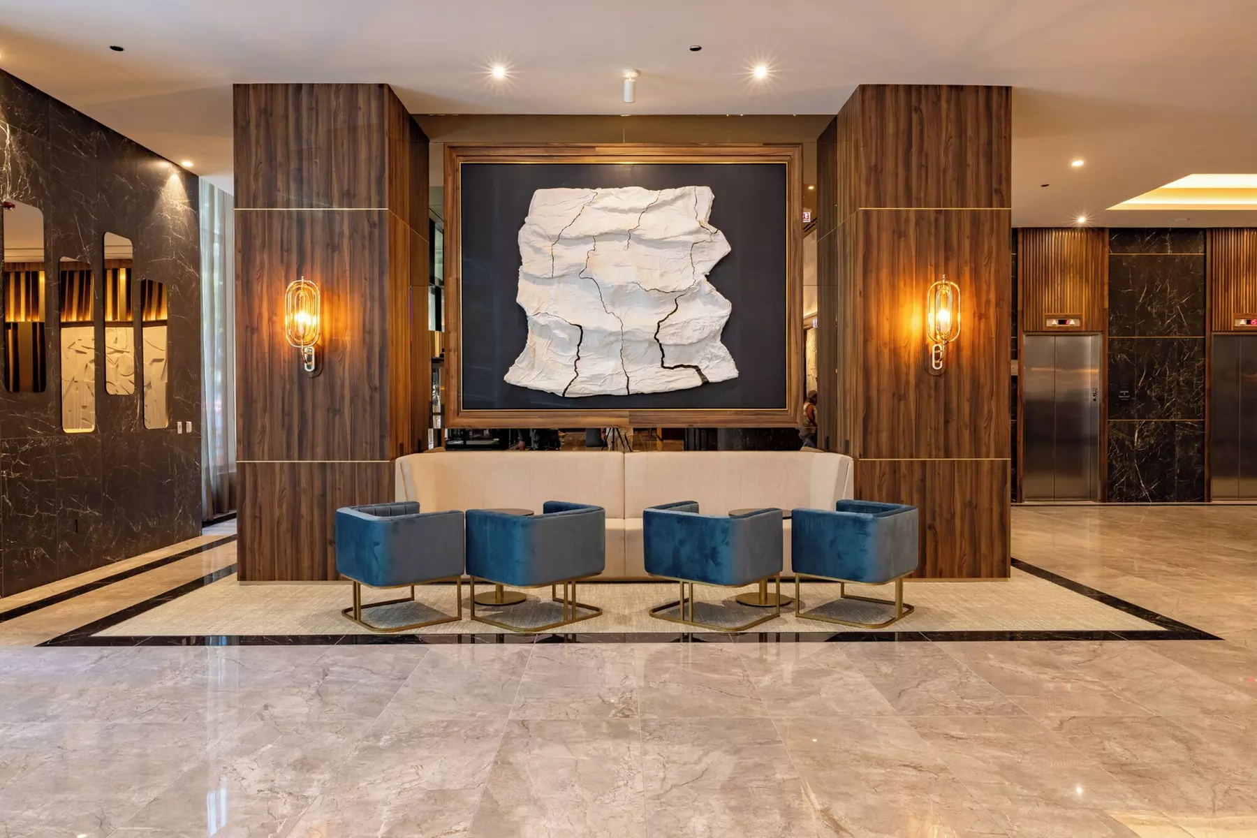 Hotel Riu Plaza Chicago | Groupon