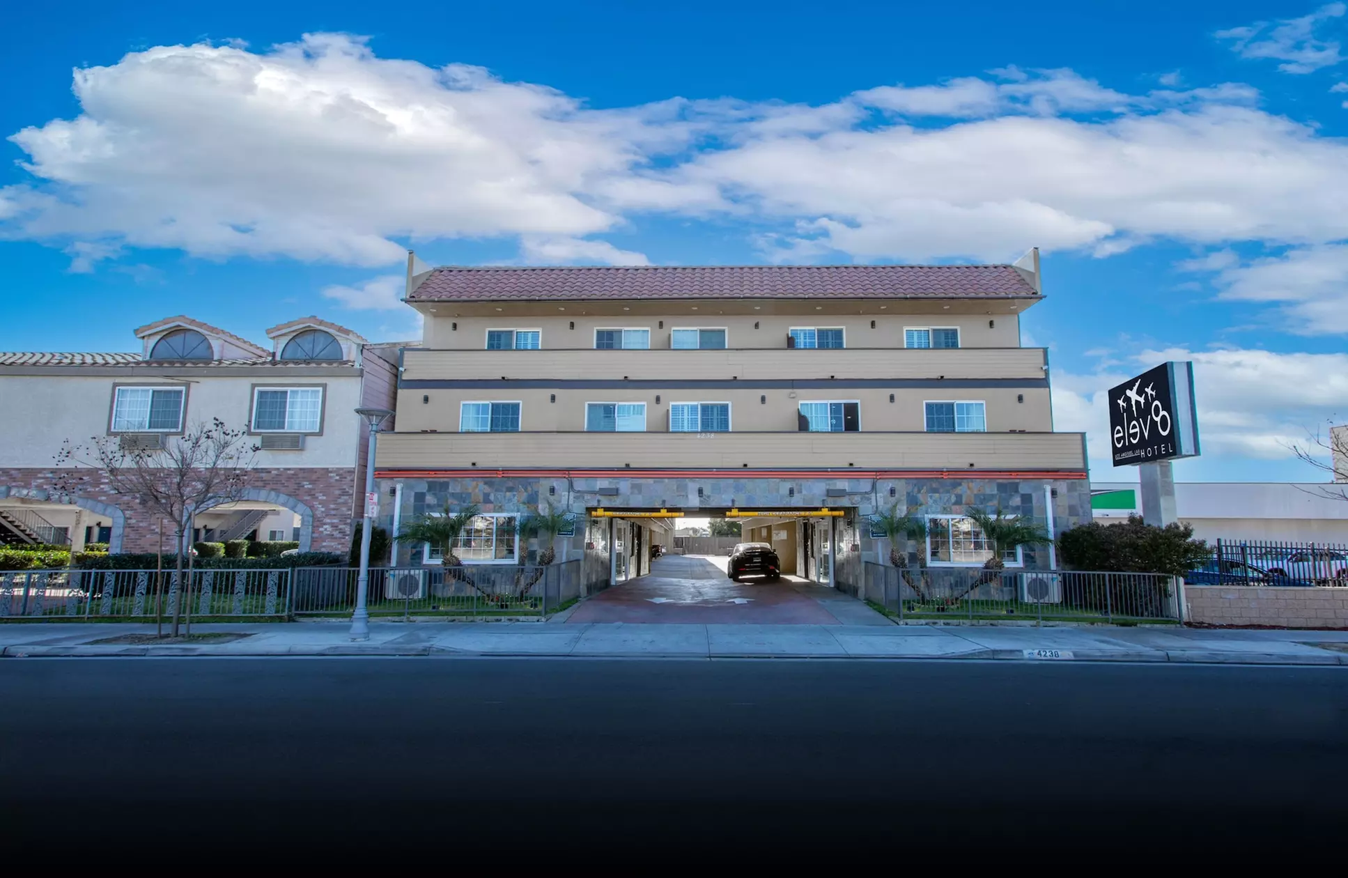 Elev8 Hotel Los Angeles LAX - Primary Image