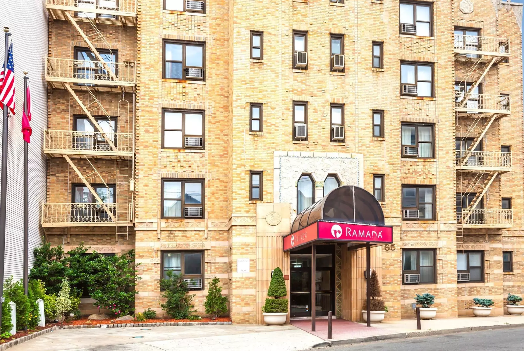 Ramada by Wyndham Jersey City - Primary Image