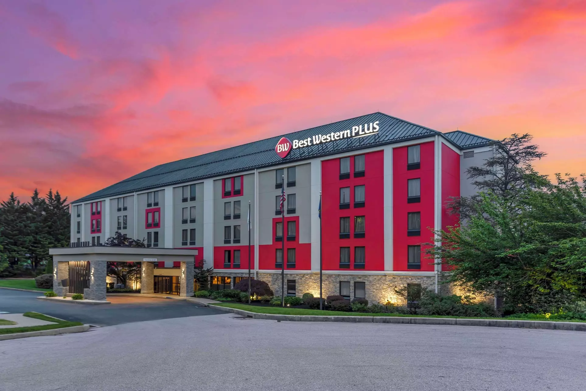 Best Western Plus Heritage Rail Inn & Suites - Primary Image