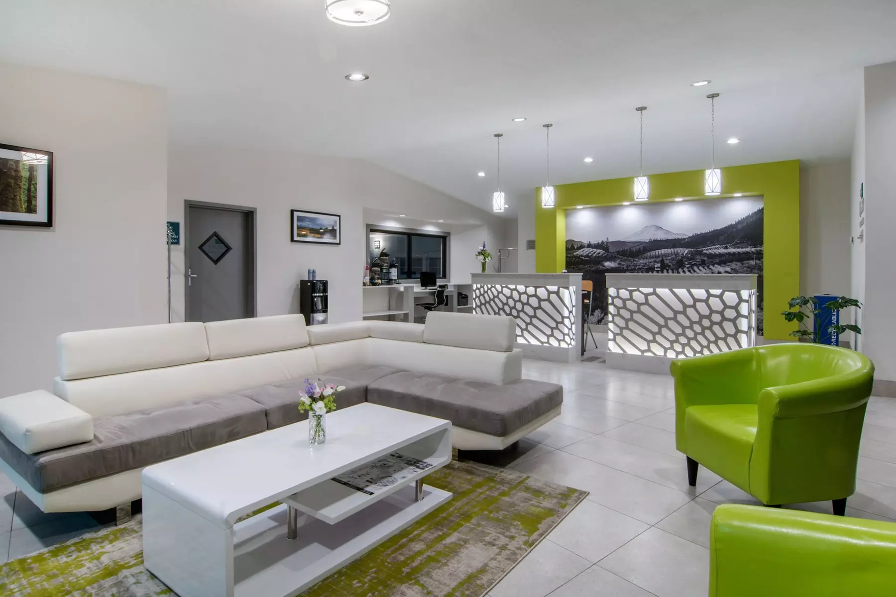 Quality Inn & Suites Albany Corvallis - Primary Image