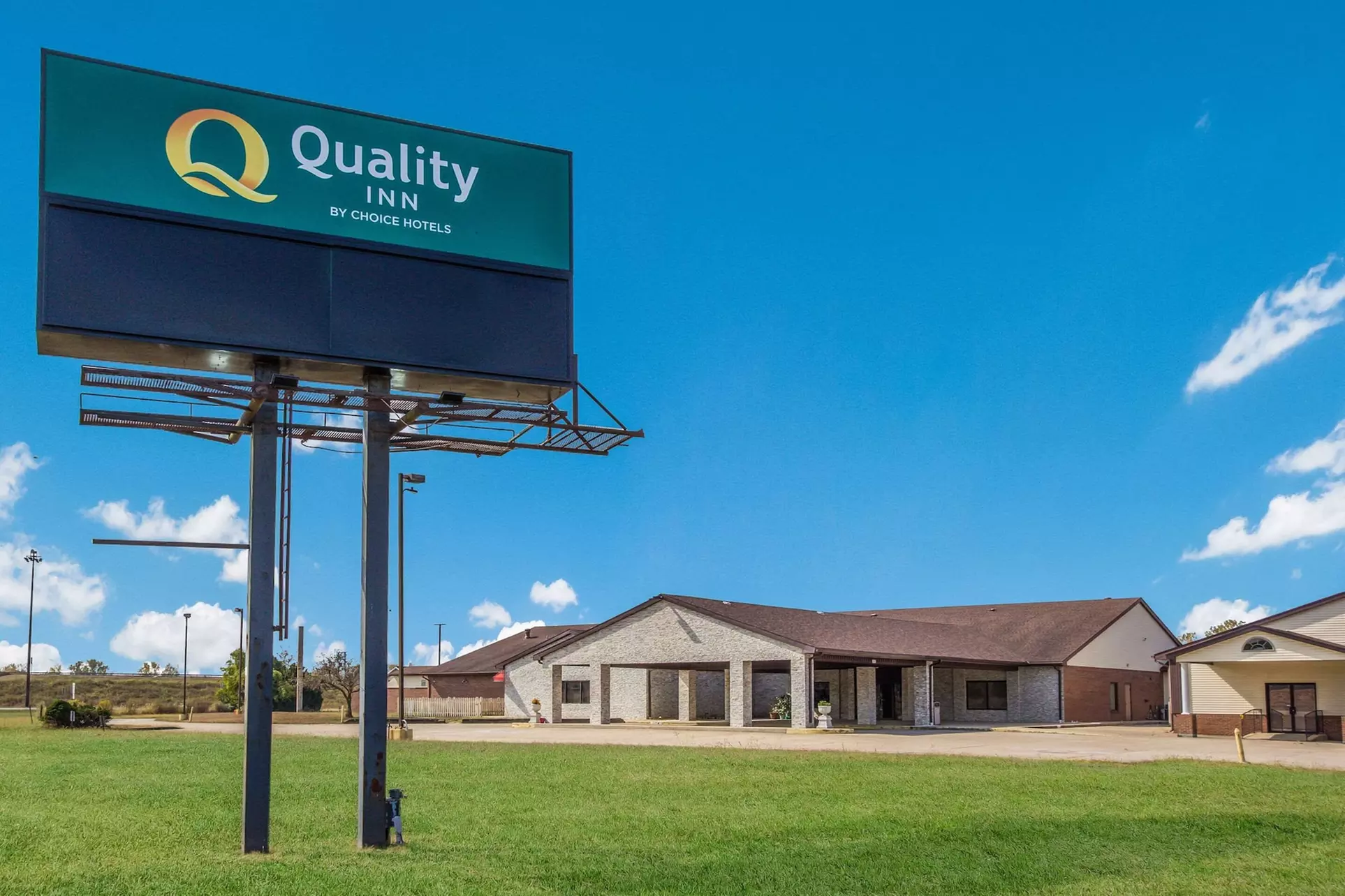 Quality Inn - Primary Image