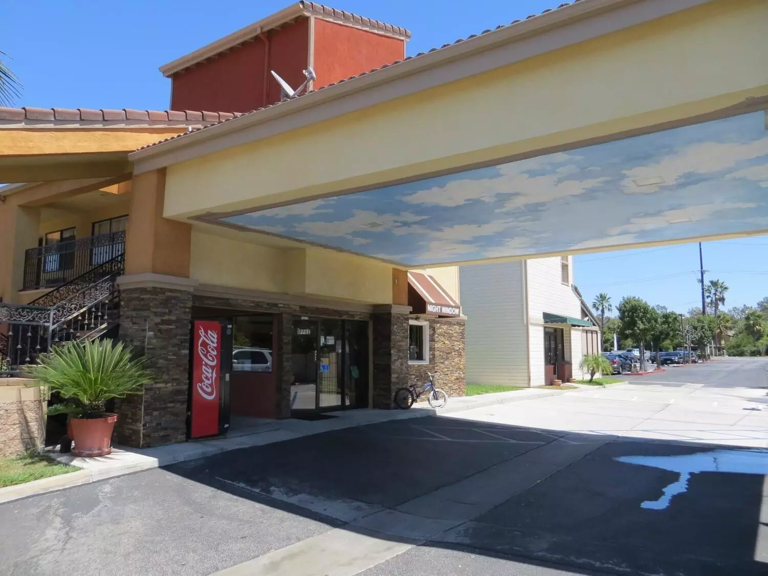 Azusa INN Motel - Primary Image