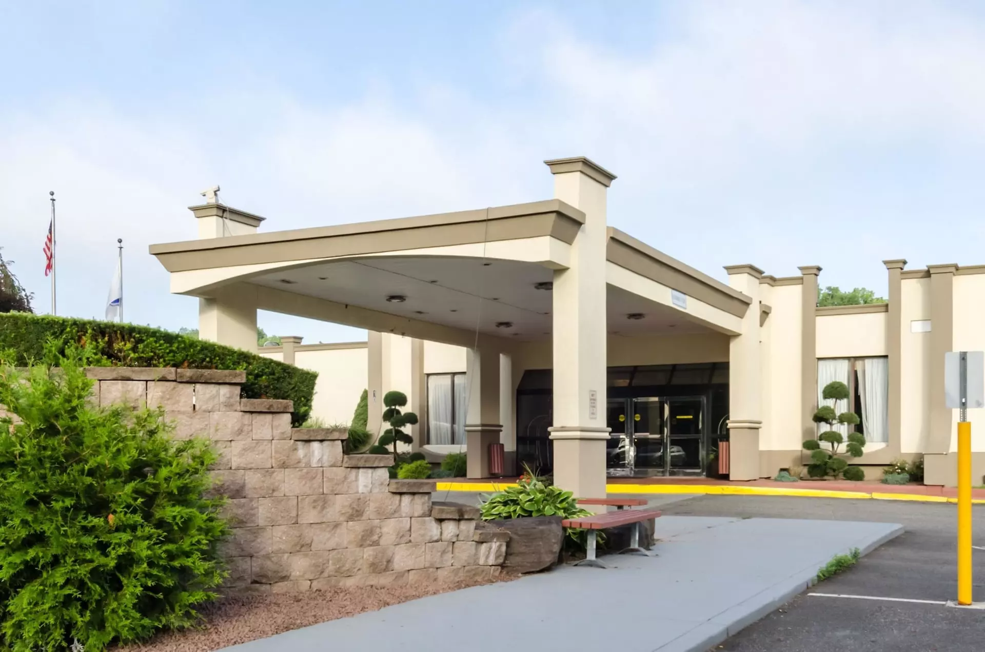Clarion Hotel & Aqua Lagoon Waterpark - Primary Image