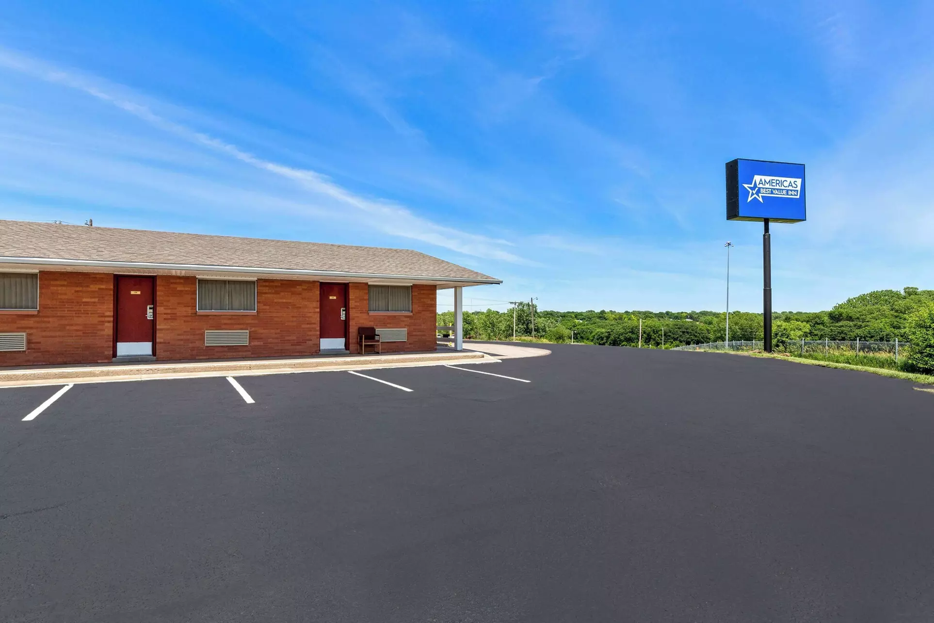 Americas Best Value Inn Belleville - Primary Image