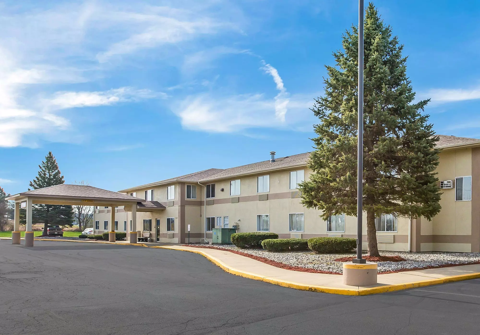 Americas Best Value Inn Charlotte, MI - Primary Image