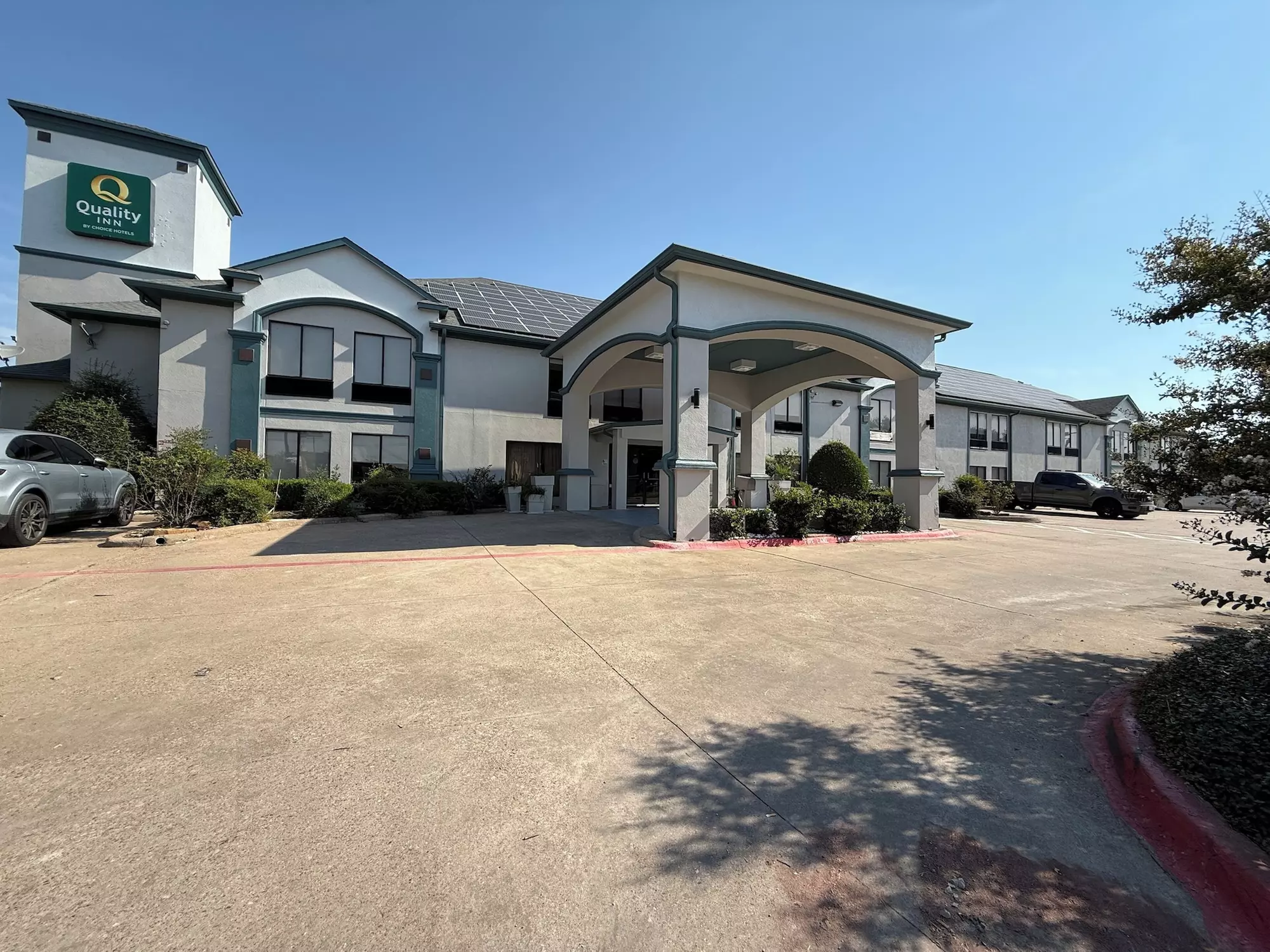 Quality Inn - Primary Image