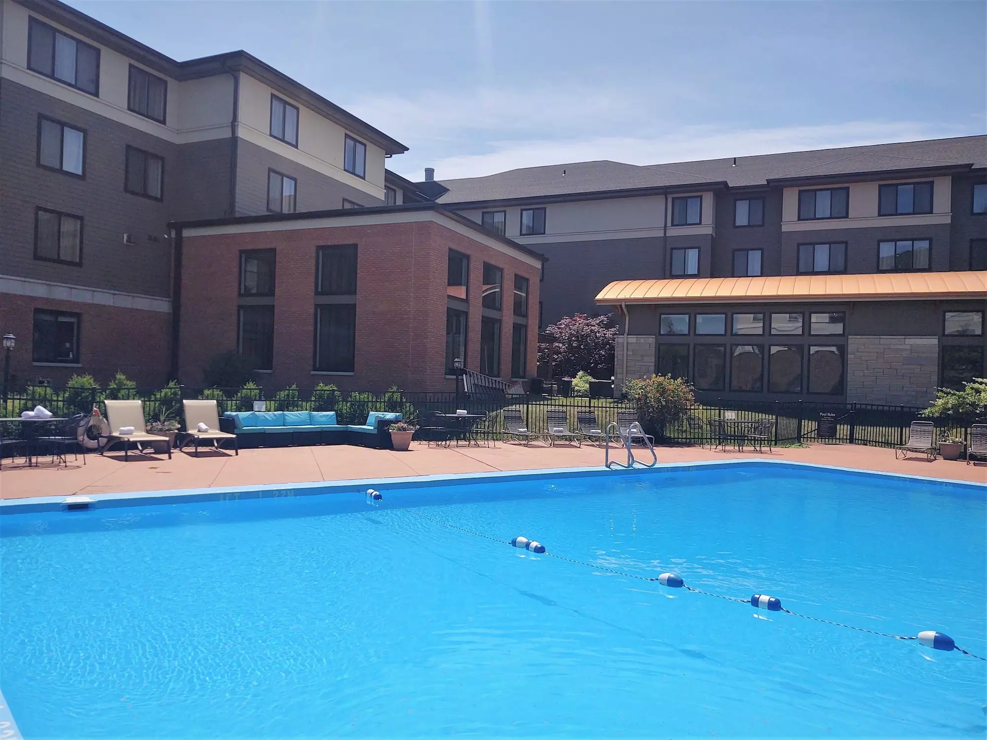 Comfort Inn & Suites - Primary Image