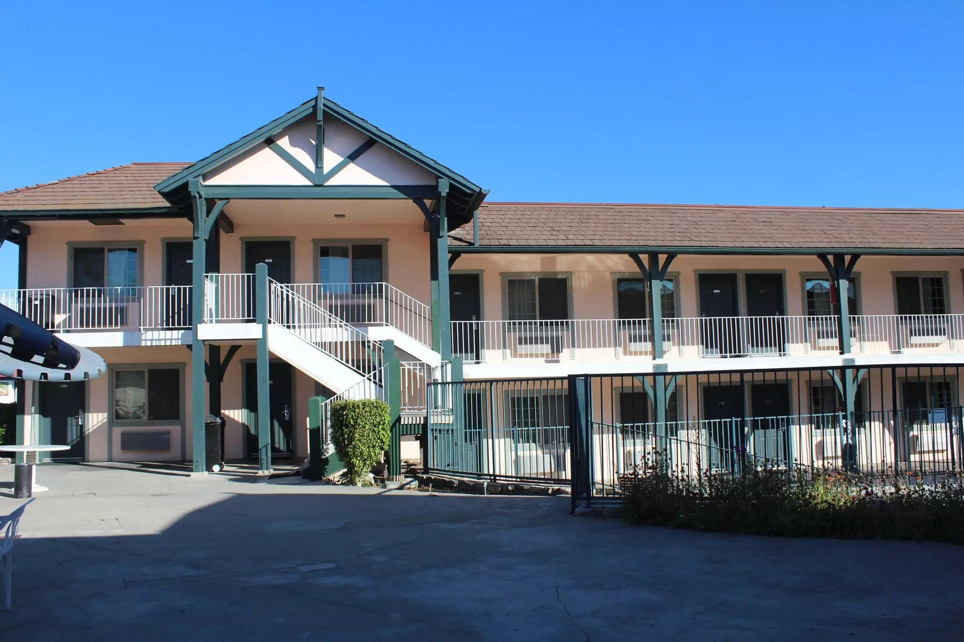 Best Whittier Inn - Primary Image