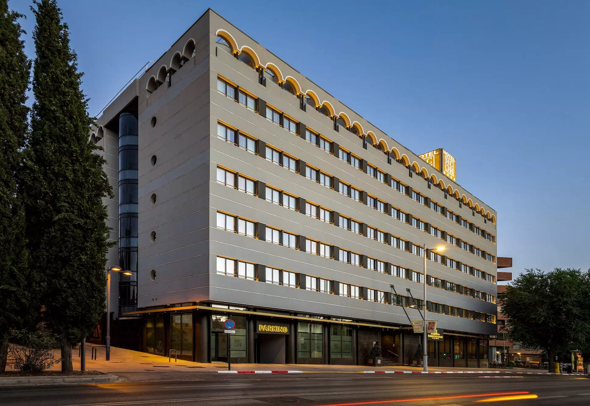 Hotel Granada Center - Primary Image