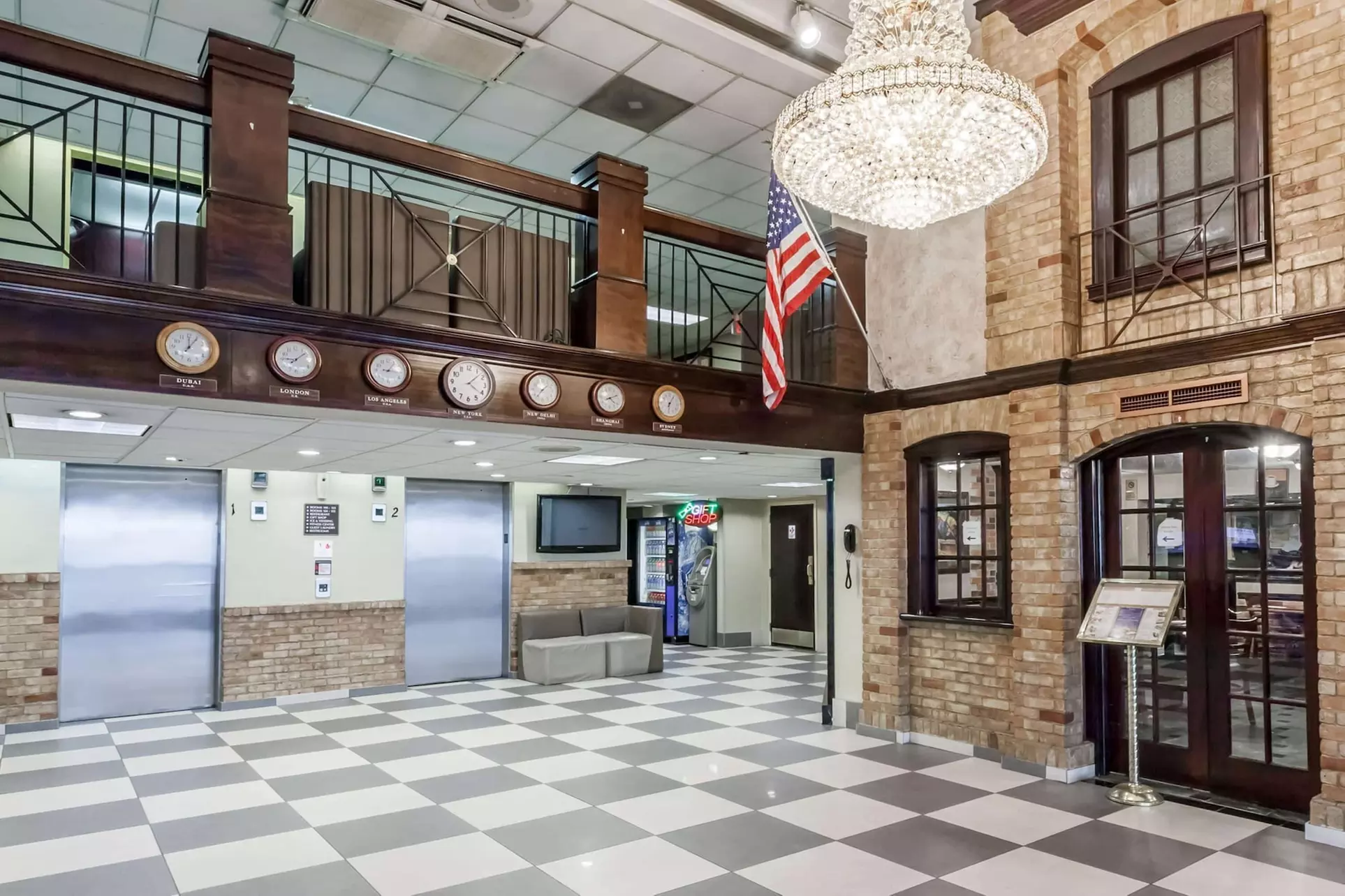 Howard Johnson Hotel by Wyndham Newark Airport - Primary Image