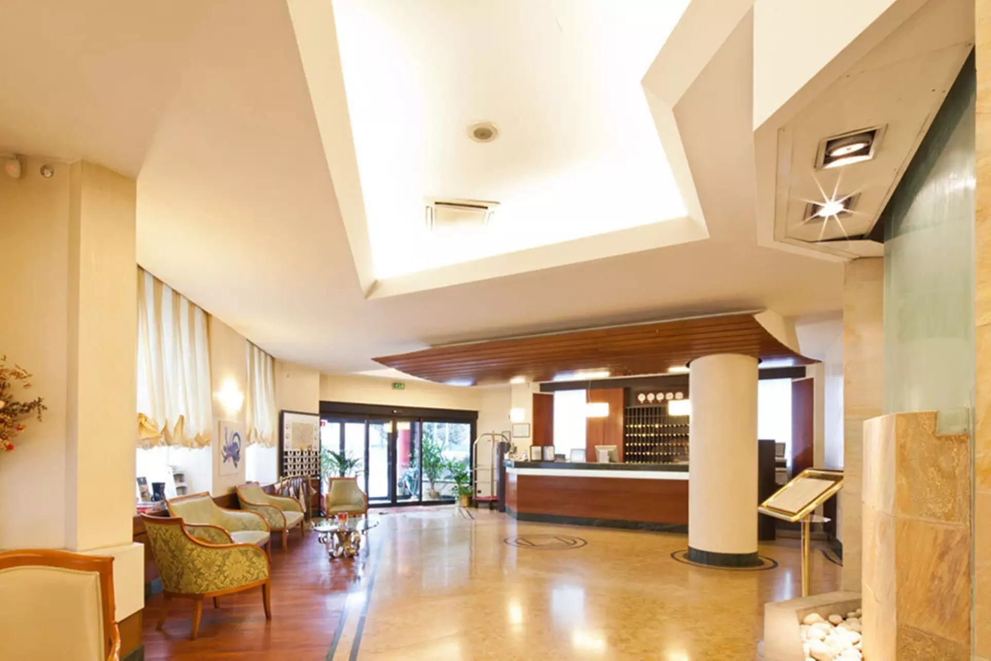 Hotel Mirage, Sure Hotel Collection by Best Western - Primary Image