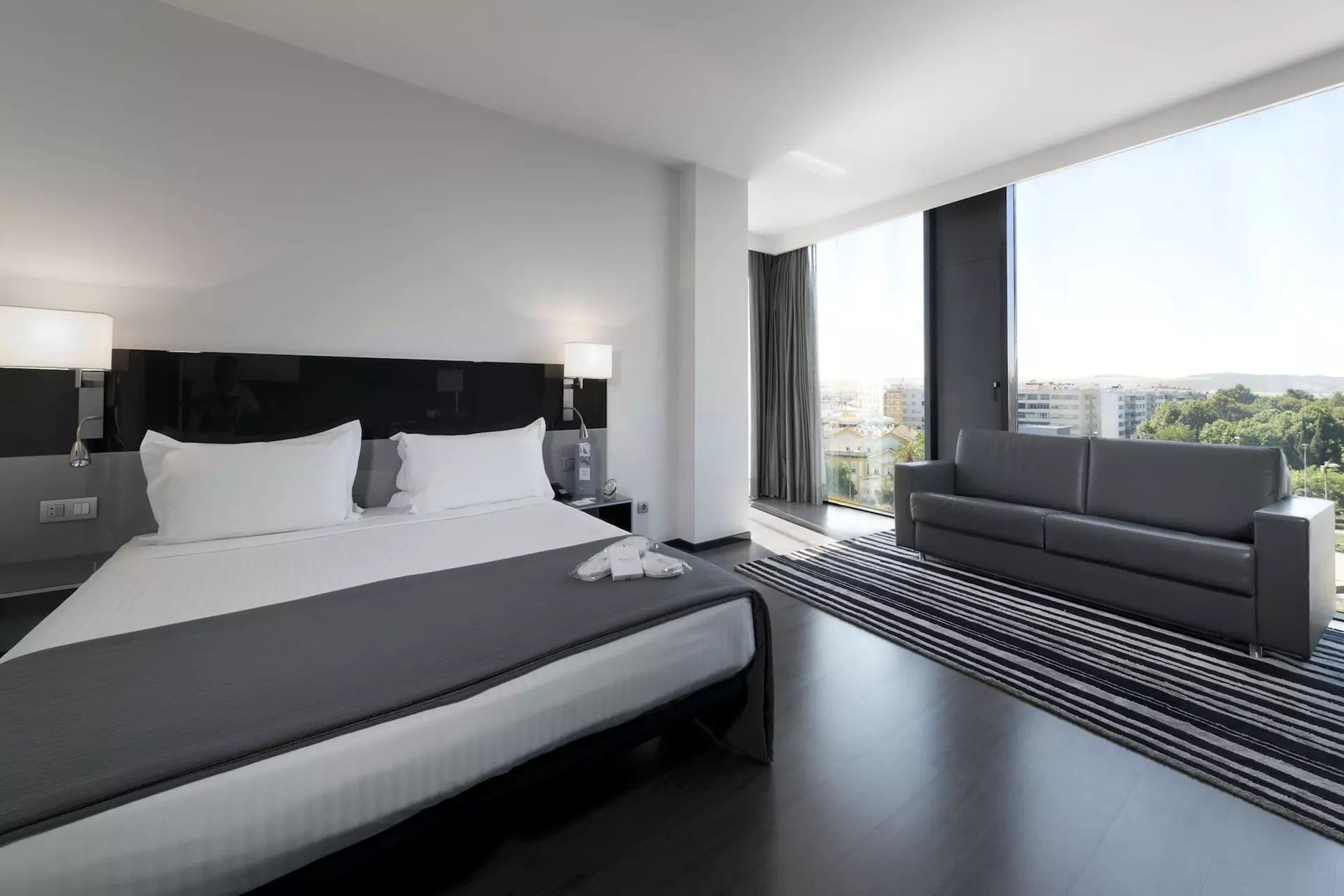 Eurostars Palace Hotel - Primary Image
