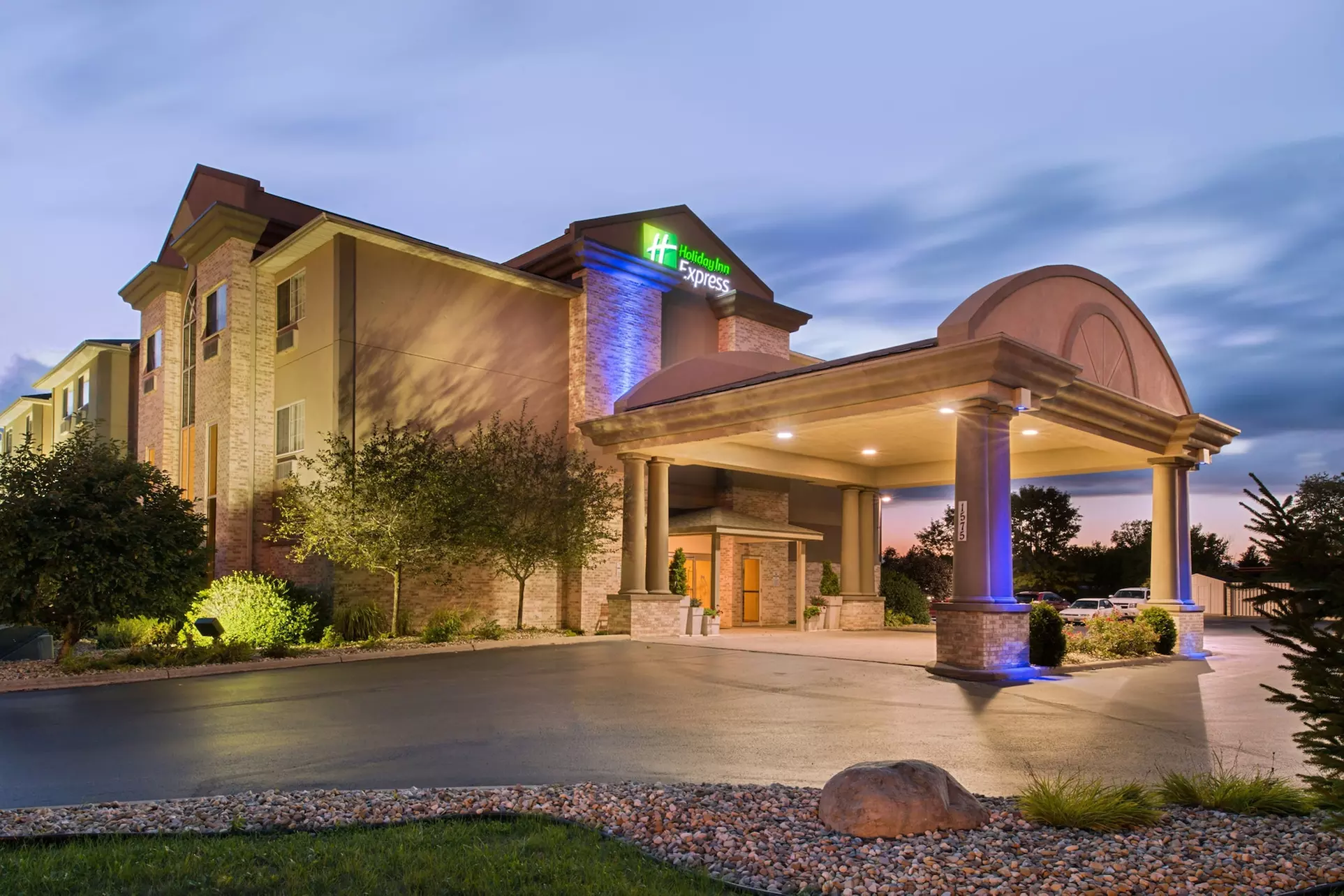 Holiday Inn Express & Suites Bucyrus by IHG - Primary Image