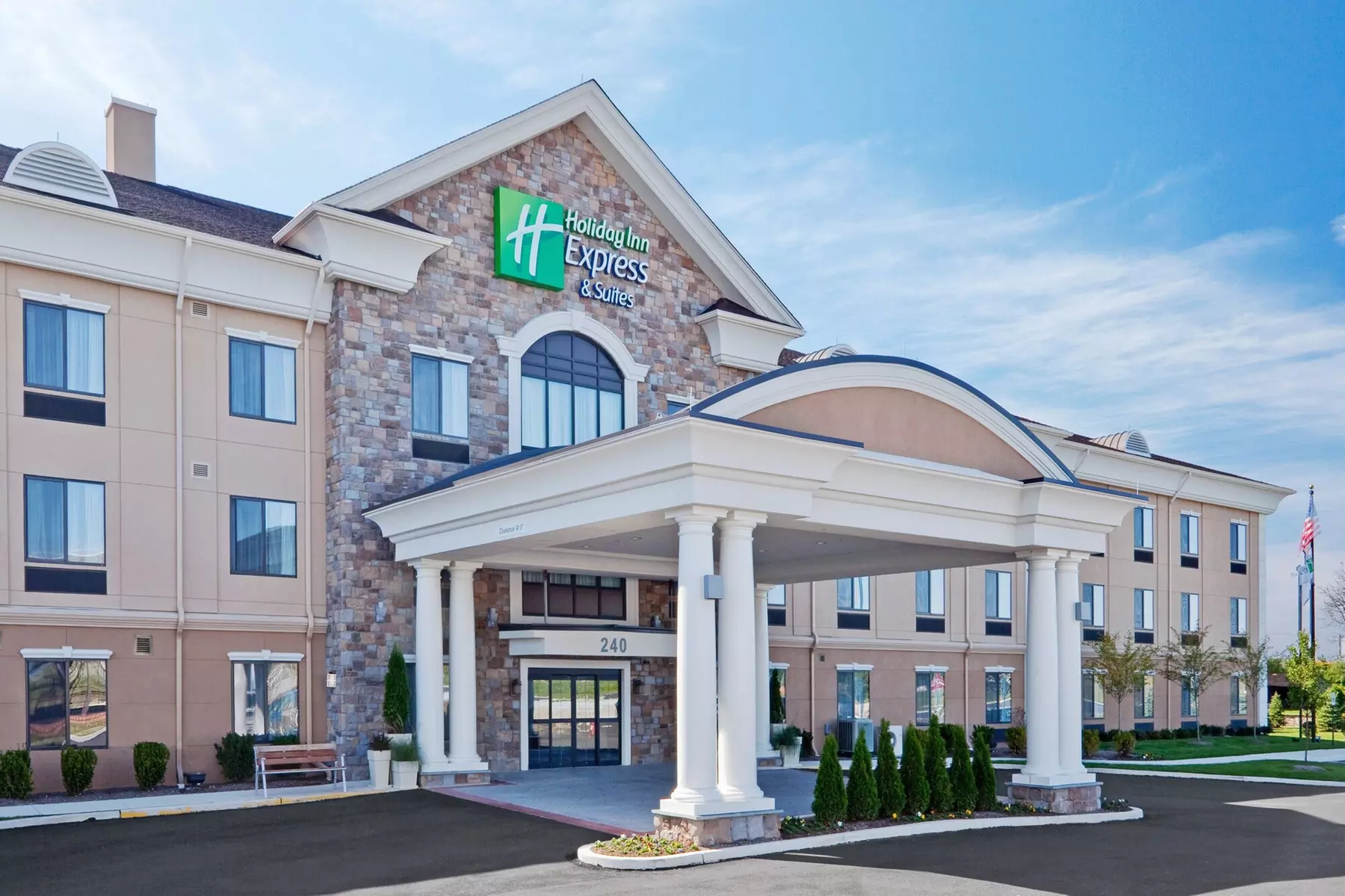 Holiday Inn Express & Suites Warminster - Horsham by IHG - Primary Image