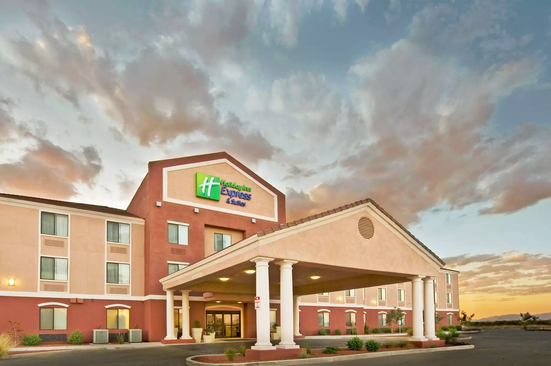 Holiday Inn Express & Suites Willcox by IHG - Primary Image