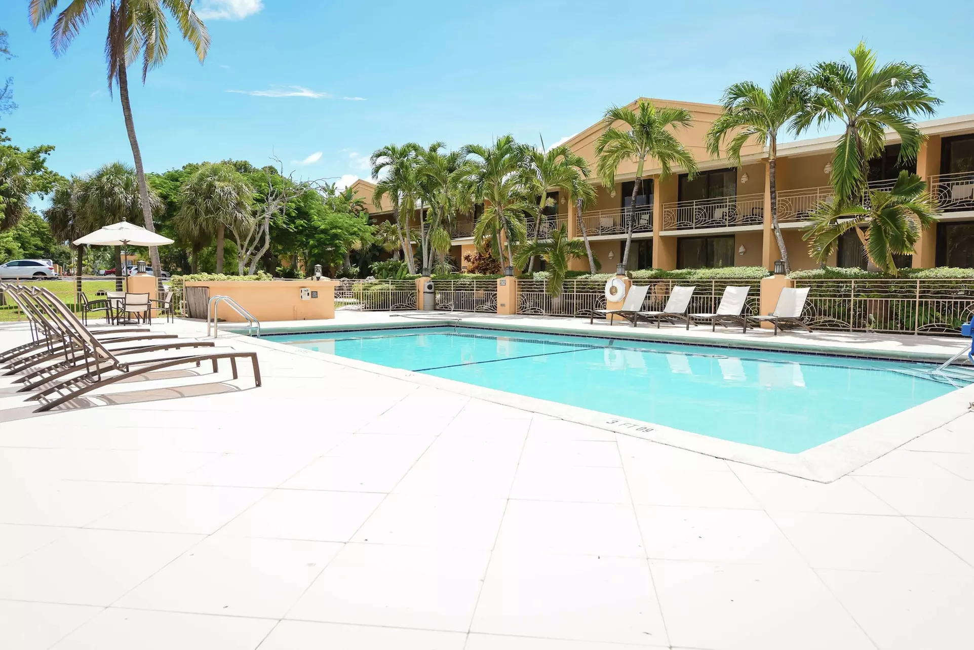 Hampton Inn Key Largo Manatee Bay - Primary Image