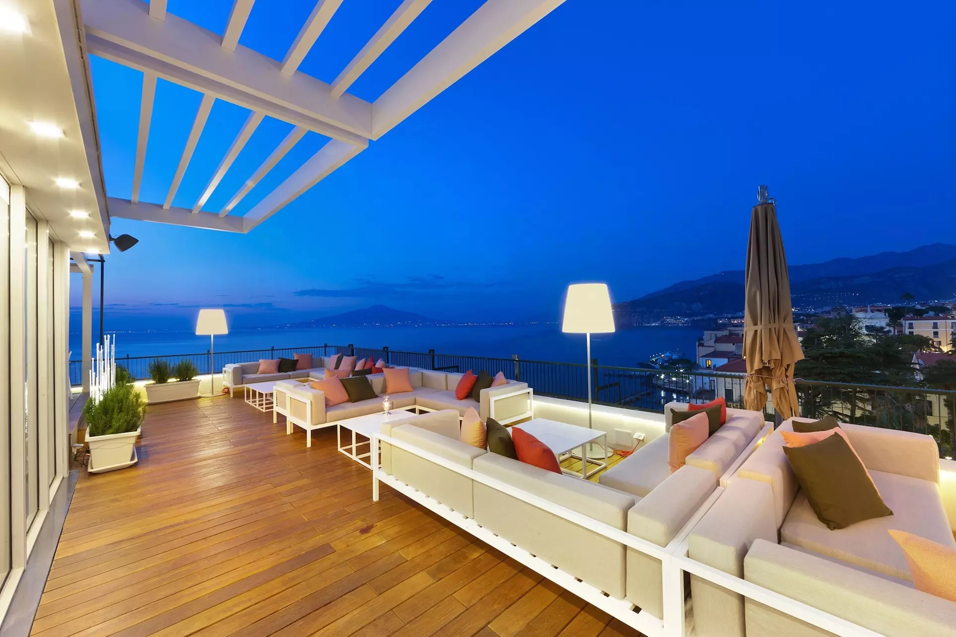 Continental - Primary Image