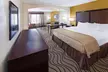 La Quinta Inn & Suites by Wyndham Floresville - Second Medium