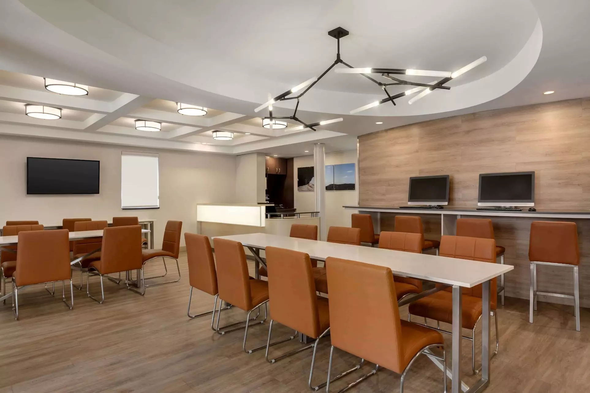 Days Inn by Wyndham Toronto West Mississauga - Primary Image