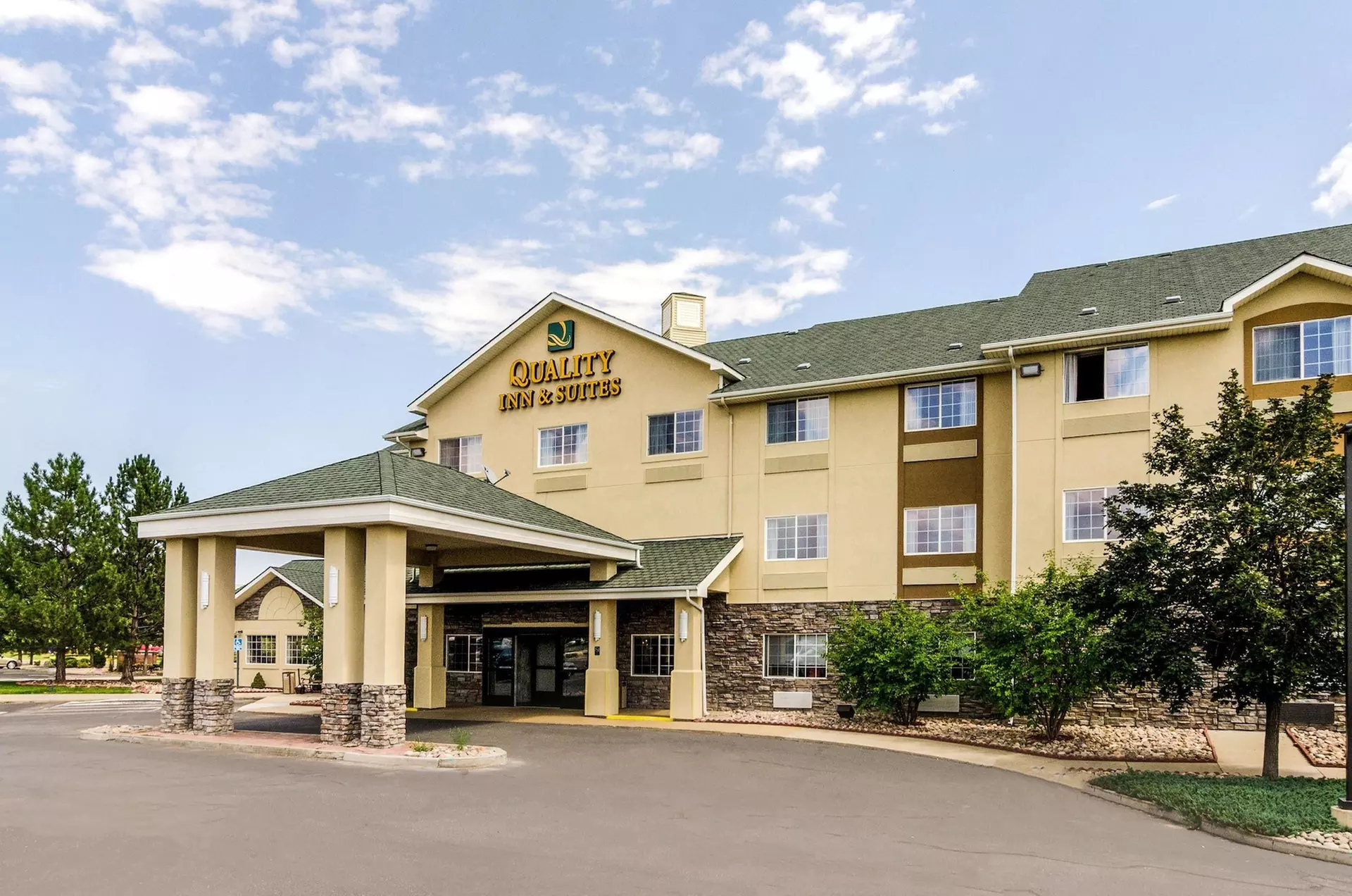 Quality Inn & Suites Westminster - Broomfield - Primary Image