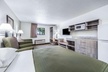 Bearcat Inn and Suites - Second Medium
