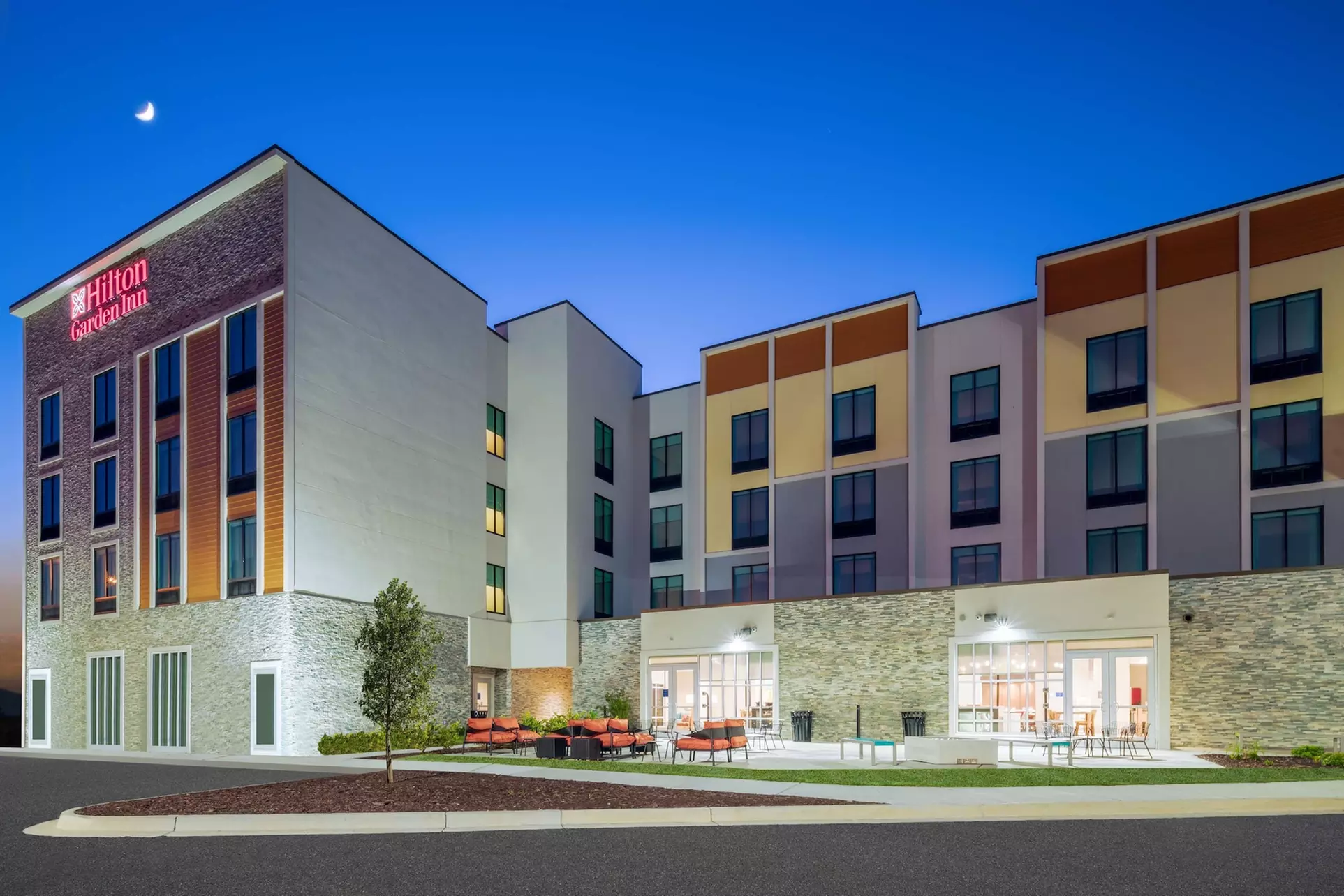 Hilton Garden Inn Brunswick - Primary Image