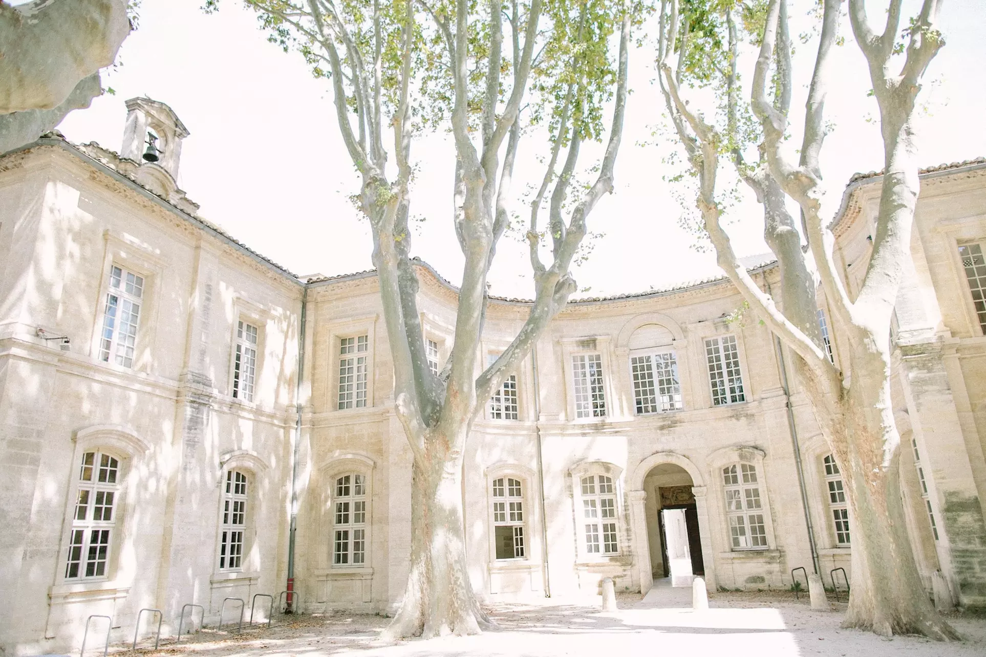 Hotel Le Cloitre St Louis - Primary Image