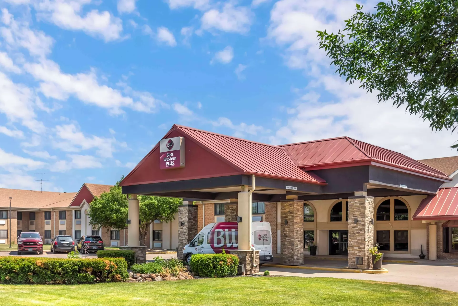 Best Western Plus Ramkota Hotel - Primary Image