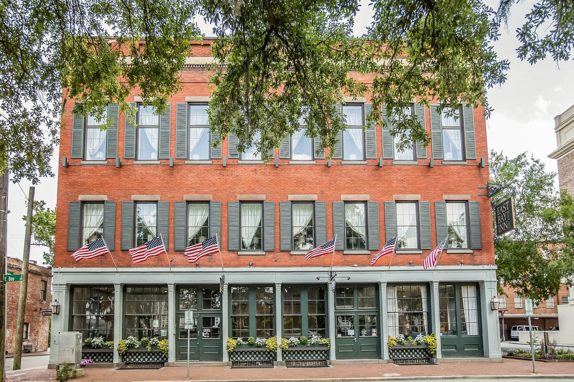 East Bay Inn, Historic Inns of Savannah Collection