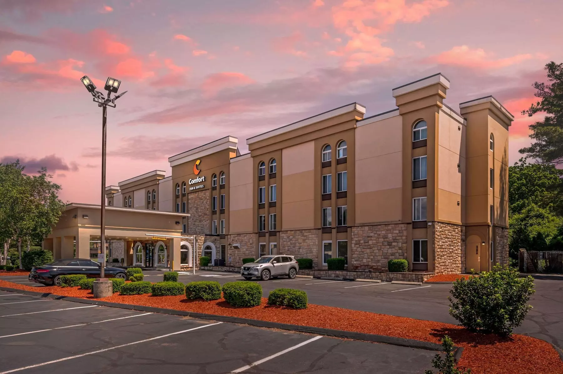 Comfort Inn & Suites East Hartford - Hartford - Primary Image
