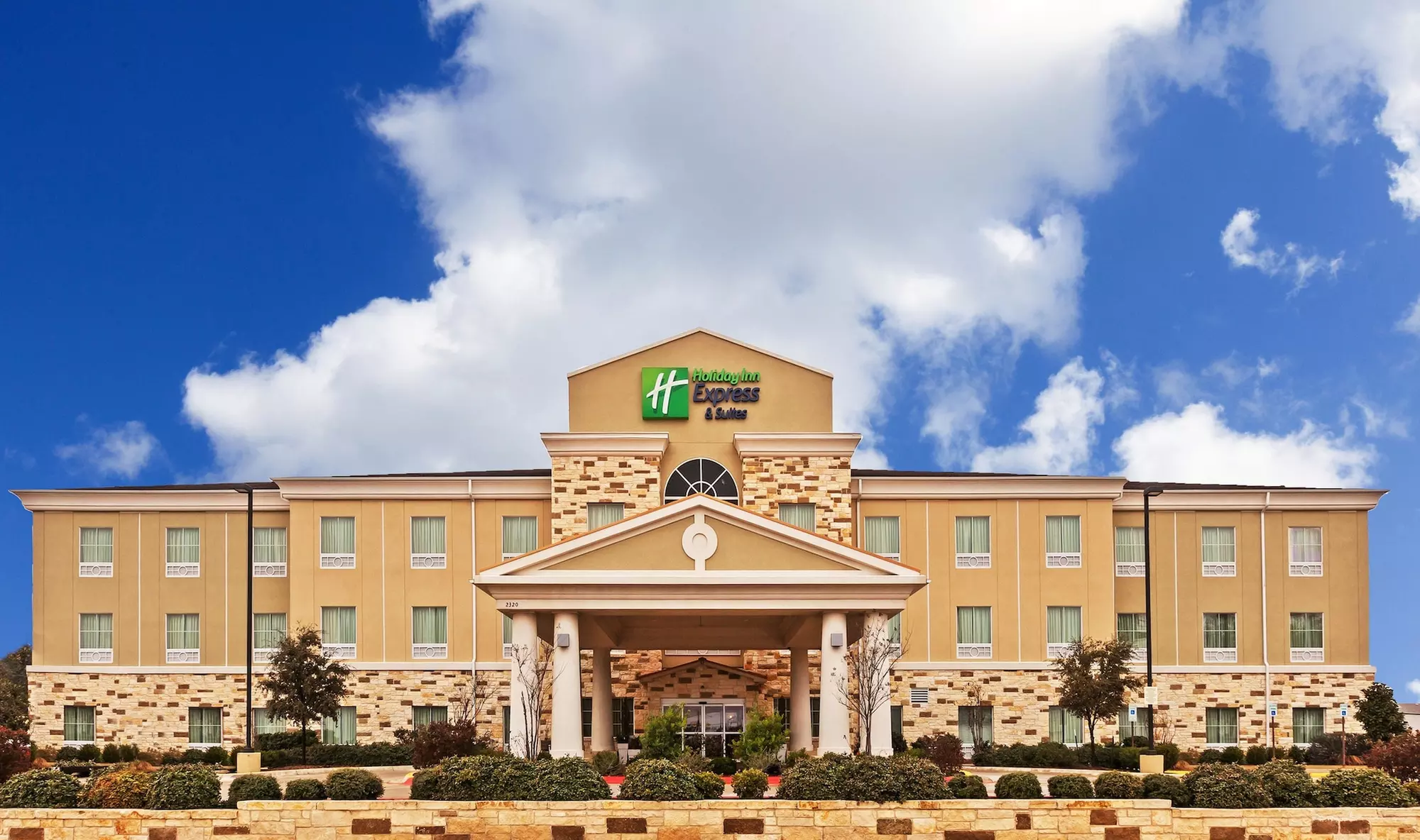 Holiday Inn Express Hotel & Suites Brady, an IHG Hotel - Primary Image