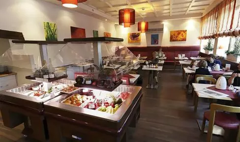 HOTEL AM BISMARCK - Second Medium