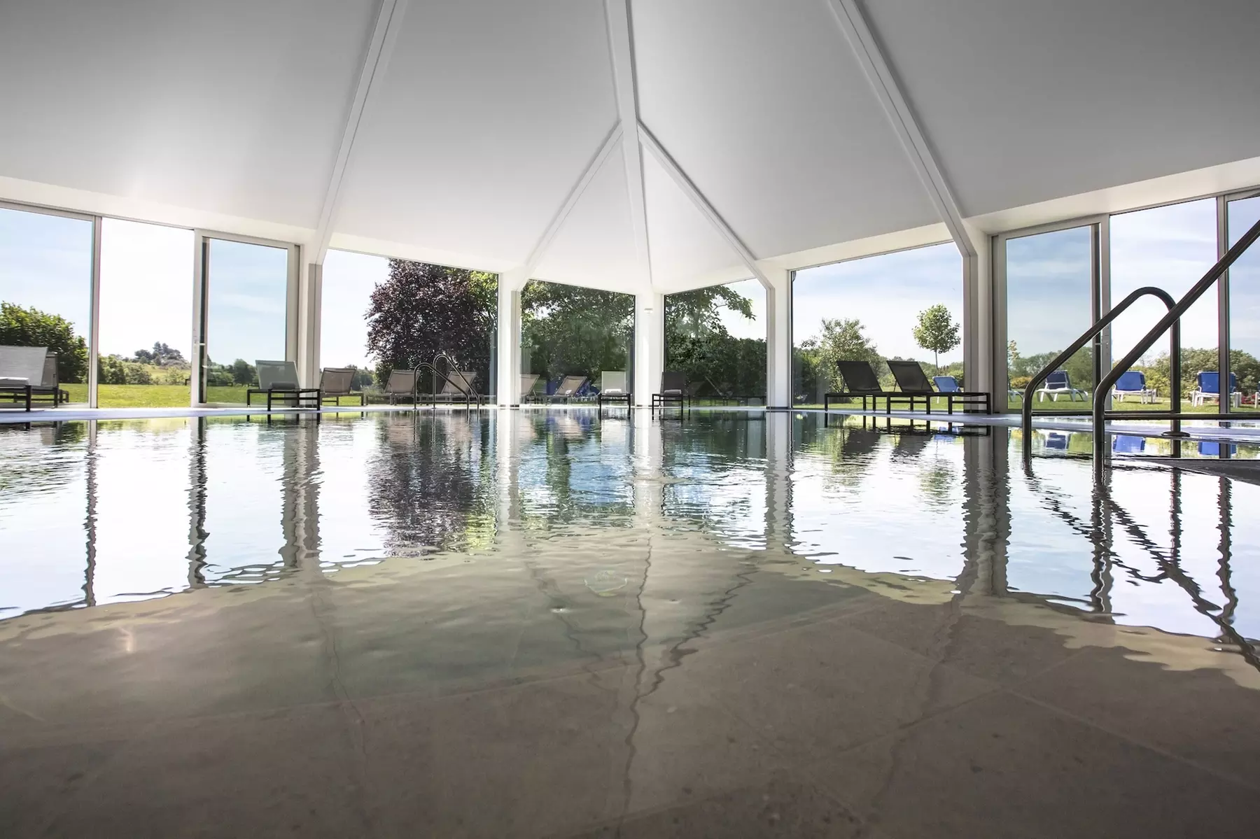 Hotel Mercure Luxembourg Kikuoka Golf & Spa - Primary Image