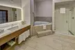 Holiday Inn Express Hotel & Suites Corsicana by IHG - Second Medium