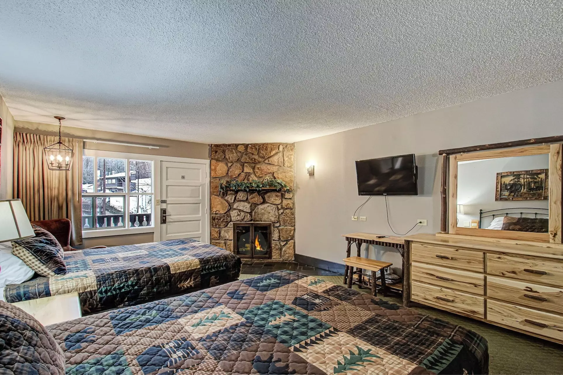 Brookside Lodge - Primary Image
