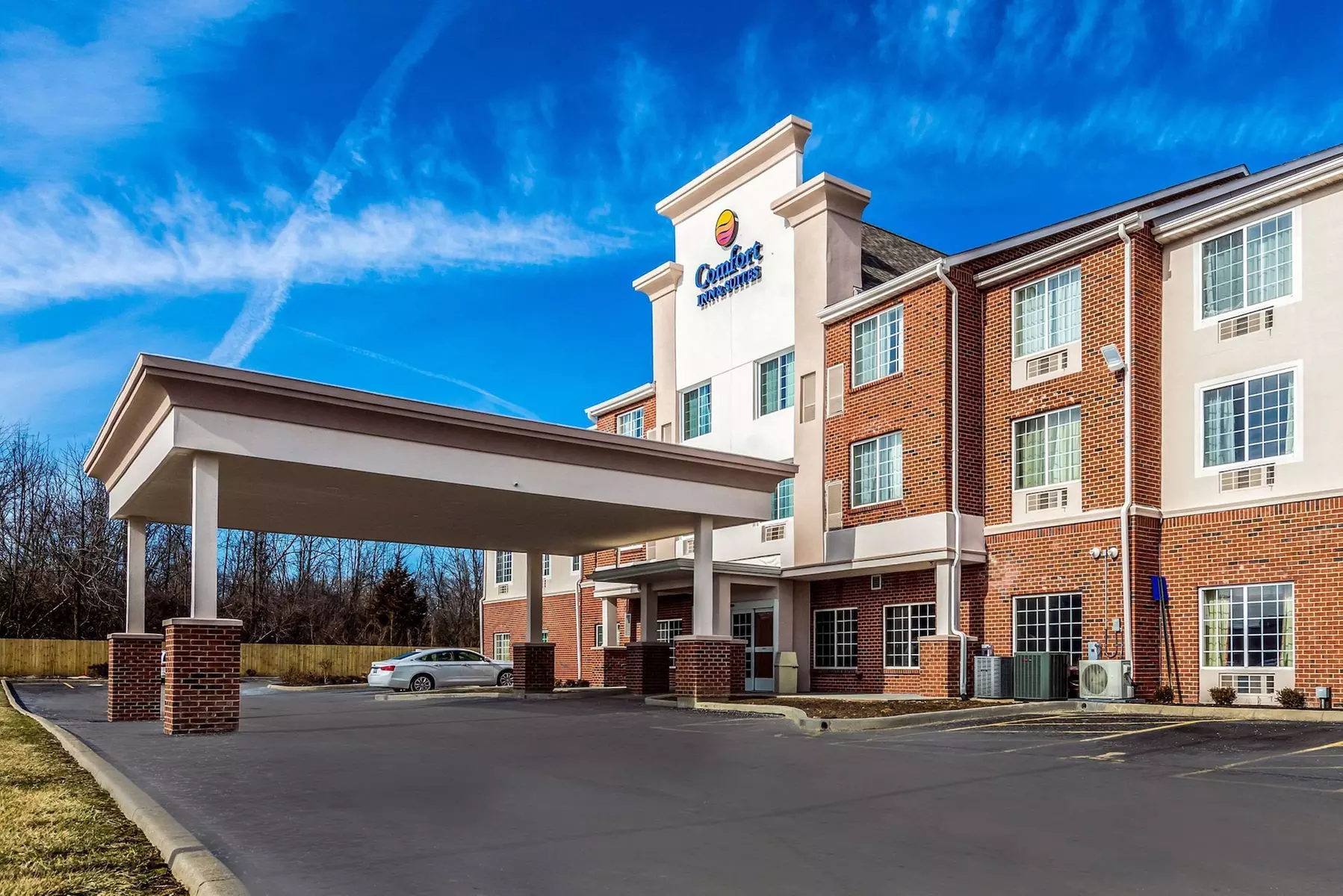 Comfort Inn & Suites Dayton North - Primary Image