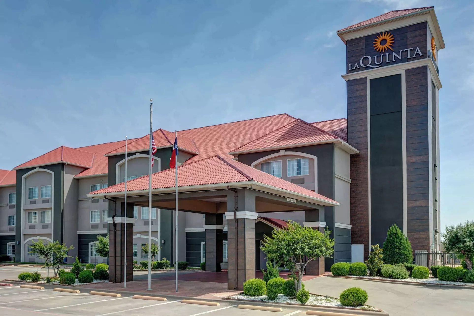 La Quinta Inn & Suites by Wyndham Weatherford - Primary Image