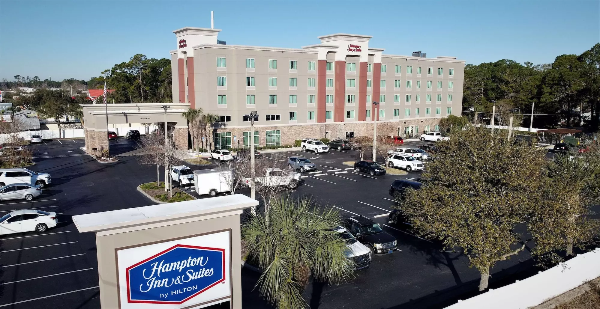 Hampton Inn & Suites Jacksonville - Beach Blvd/Mayo Clinic - Primary Image