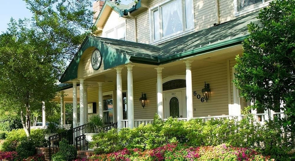 The Sanford House Inn & Spa
