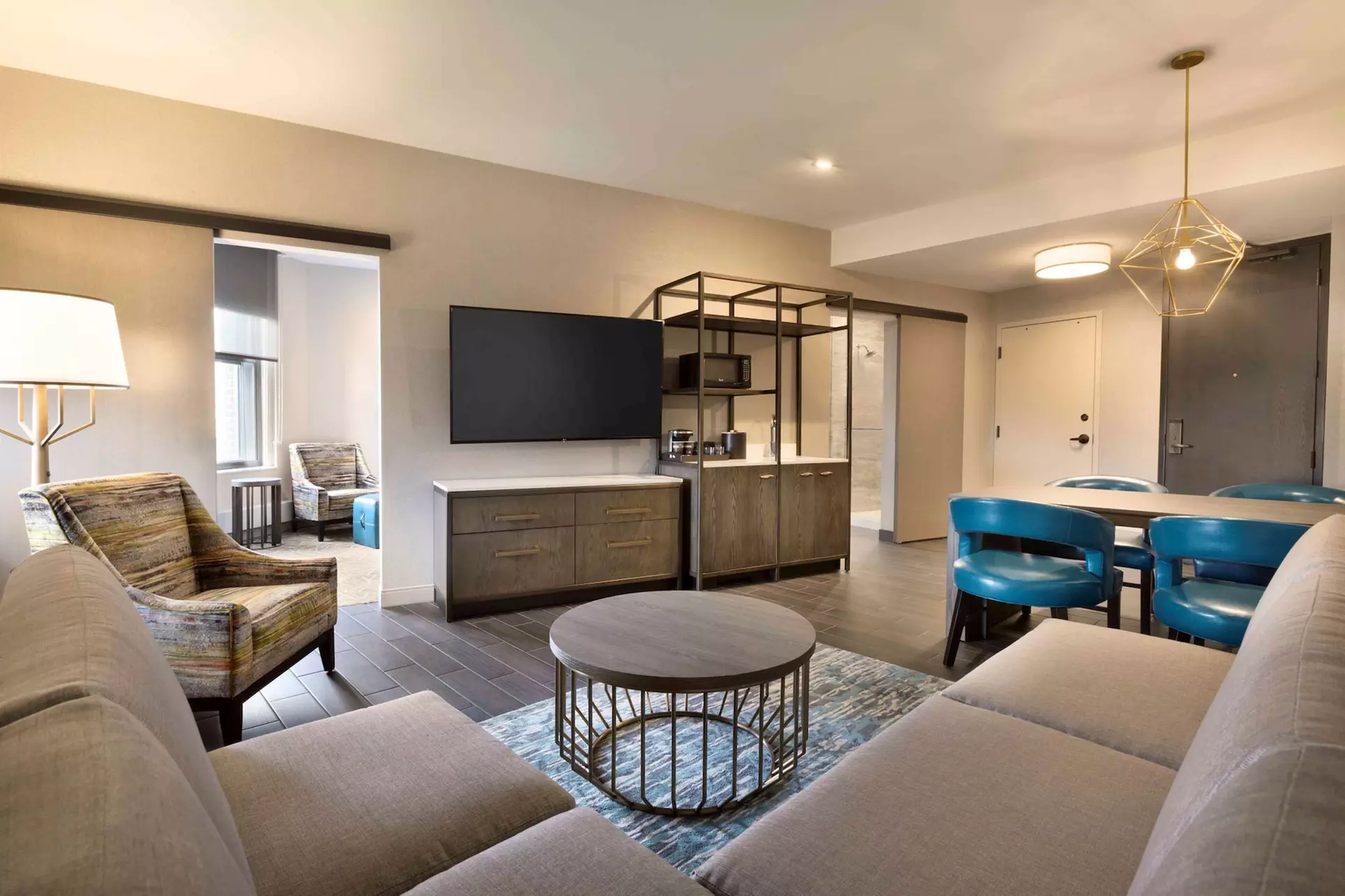 Embassy Suites by Hilton Minneapolis Downtown - Primary Image