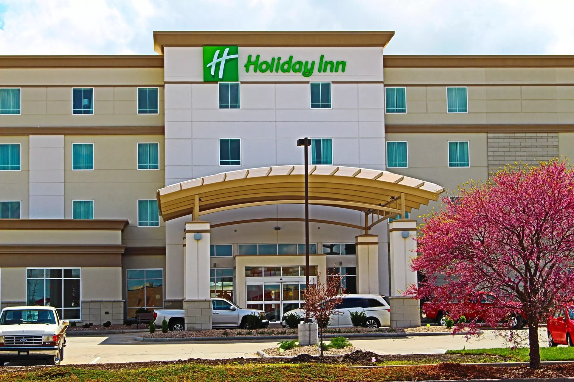 Holiday Inn Salina by IHG - Primary Image
