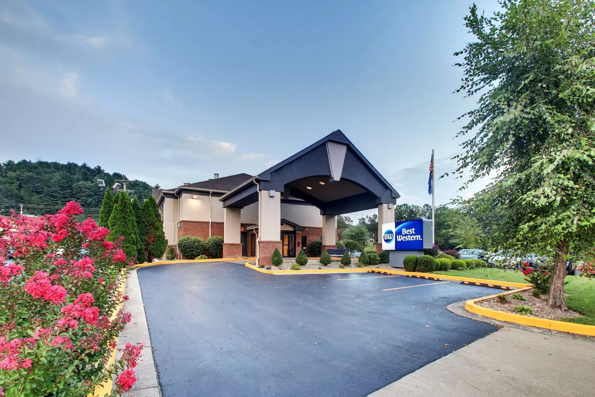 Best Western Eagles Inn - Primary Image