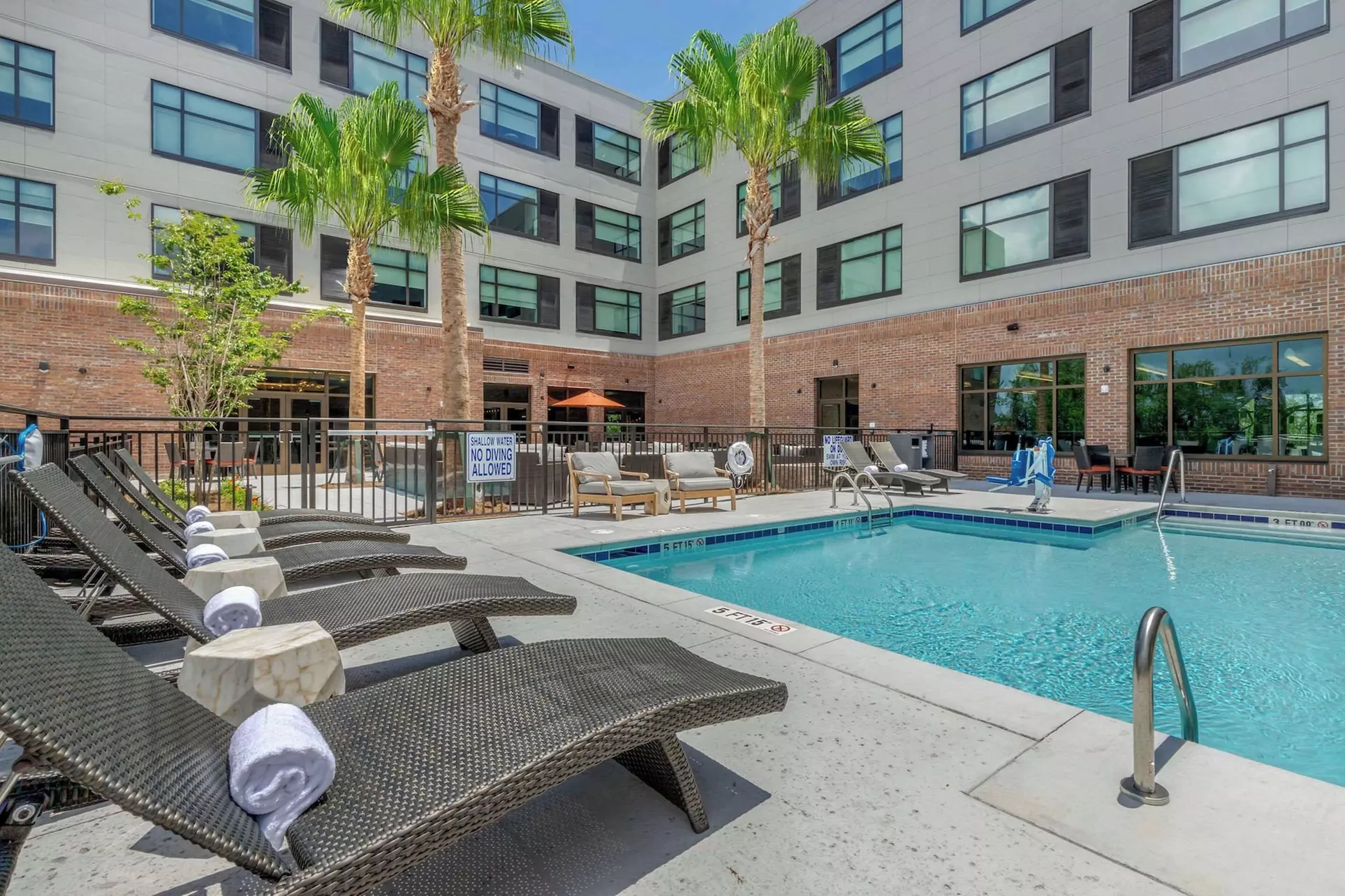Cambria Hotel Charleston Riverview - Primary Image