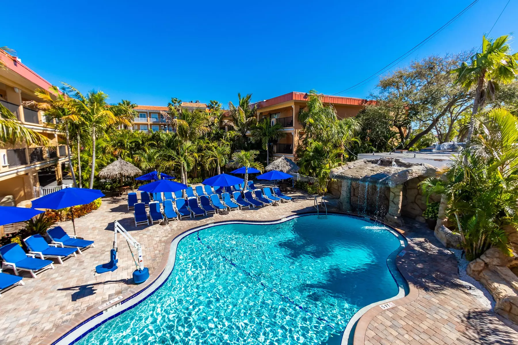 Coconut Cove All-Suite Hotel - Primary Image