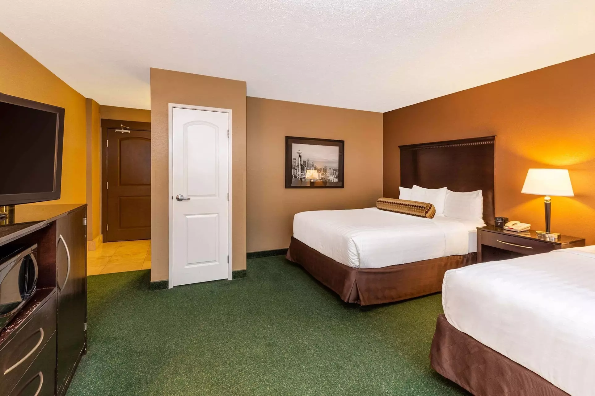 La Quinta Inn & Suites by Wyndham Seattle Downtown - Primary Image
