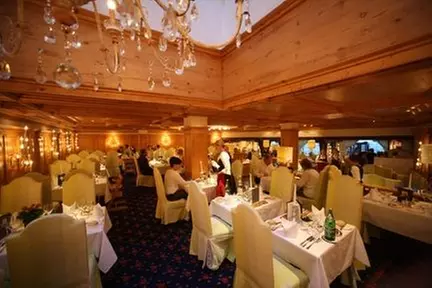 ALPENHOF HOTEL SUPERIOR AND MOU - Second Medium