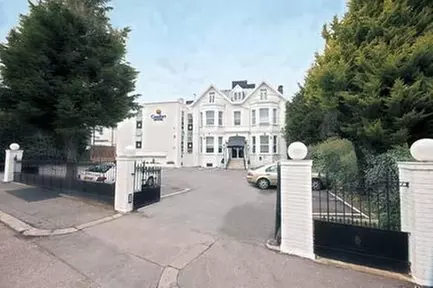 COMFORT HOTEL ENFIELD - Primary Image
